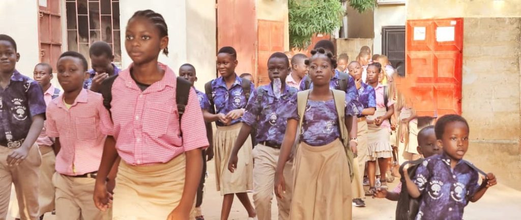 Arrivée à l'école des élèves efrato au Togo